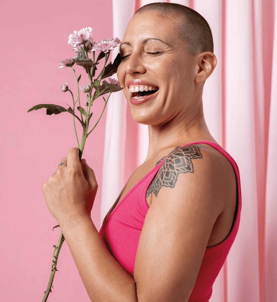 Mujer con flores